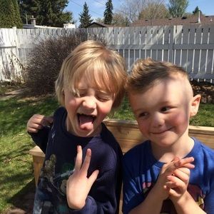 Meet your Posher, Kelly